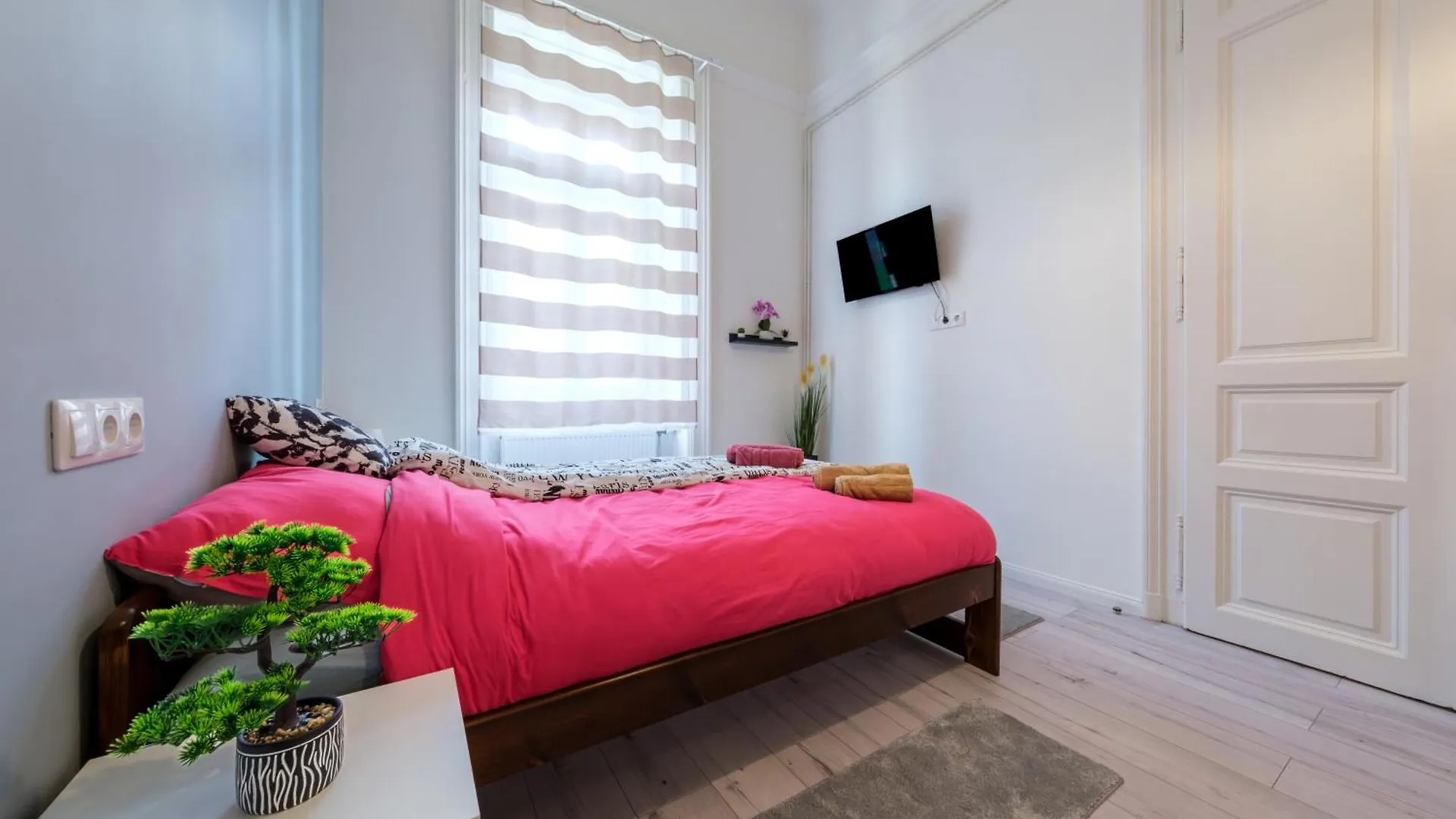 Soho Downtown Apartment Budapest
